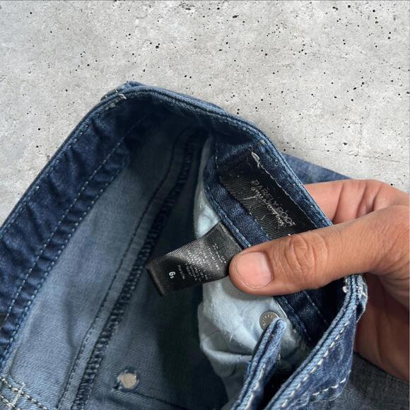 Express Women's Blue Denim Jeans Low Rise High Quality Miss-me Style Barely Boot - Picture 3 of 4